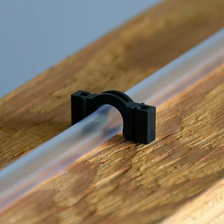 RB-4 F3OD staple attaching 3/8" water tubing